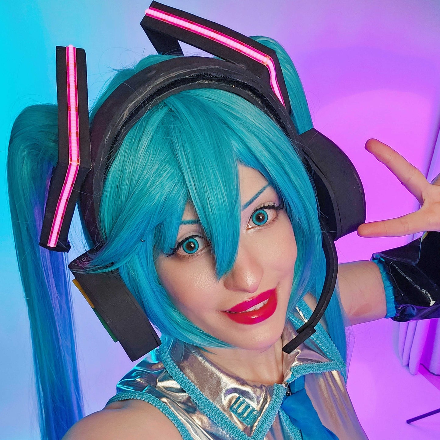 Hatsune Miku LED Headset Pattern by YuzuPyon